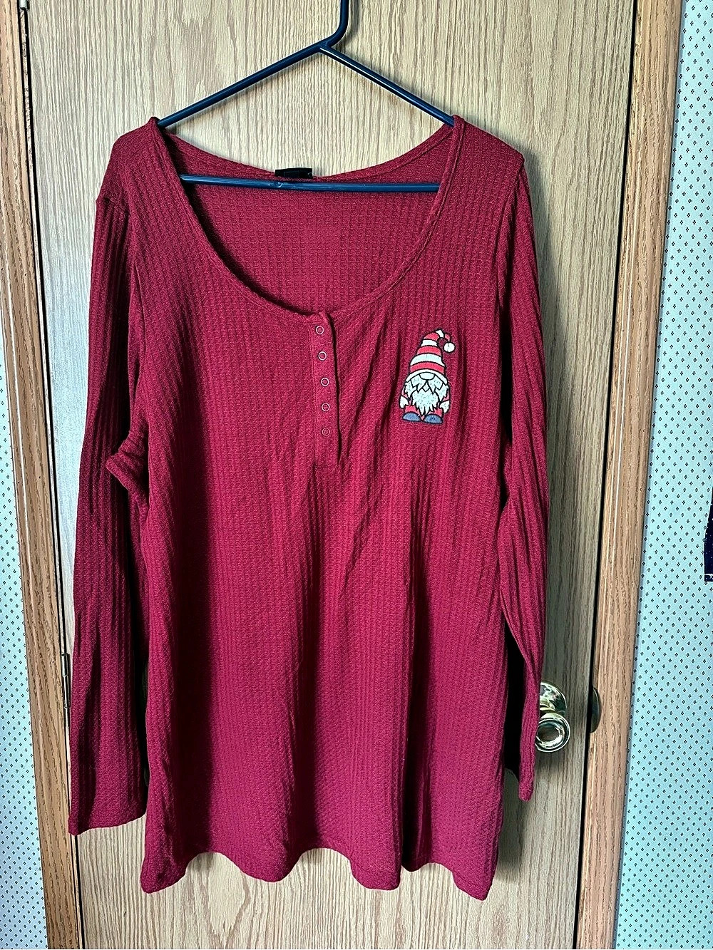 Torrid Gnome Classic Fit Waffle Snap Front Long Sleeve Tee Red 3X
